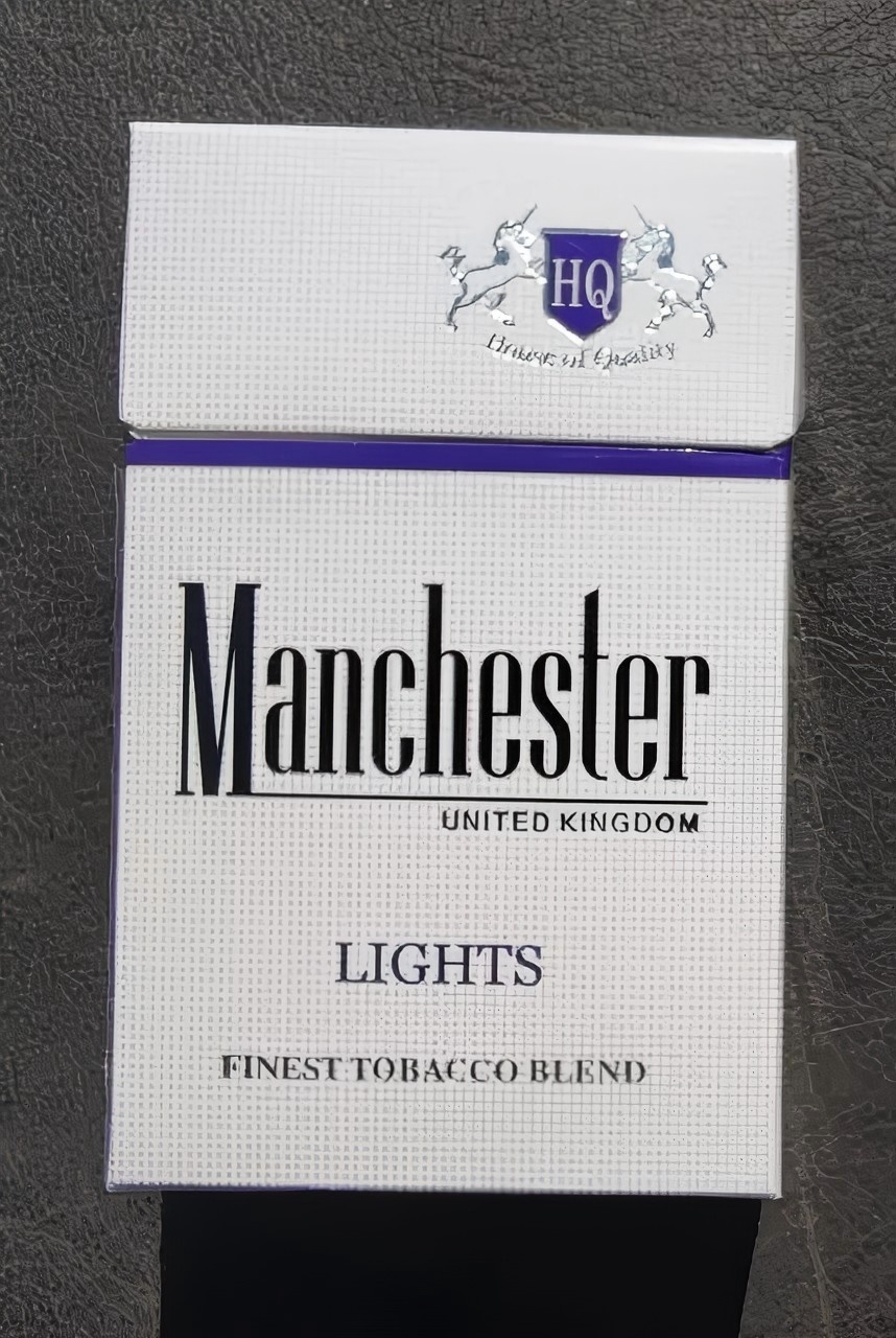 Manchester Light Blue Cigarettes – 1 Carton (10 Packs)